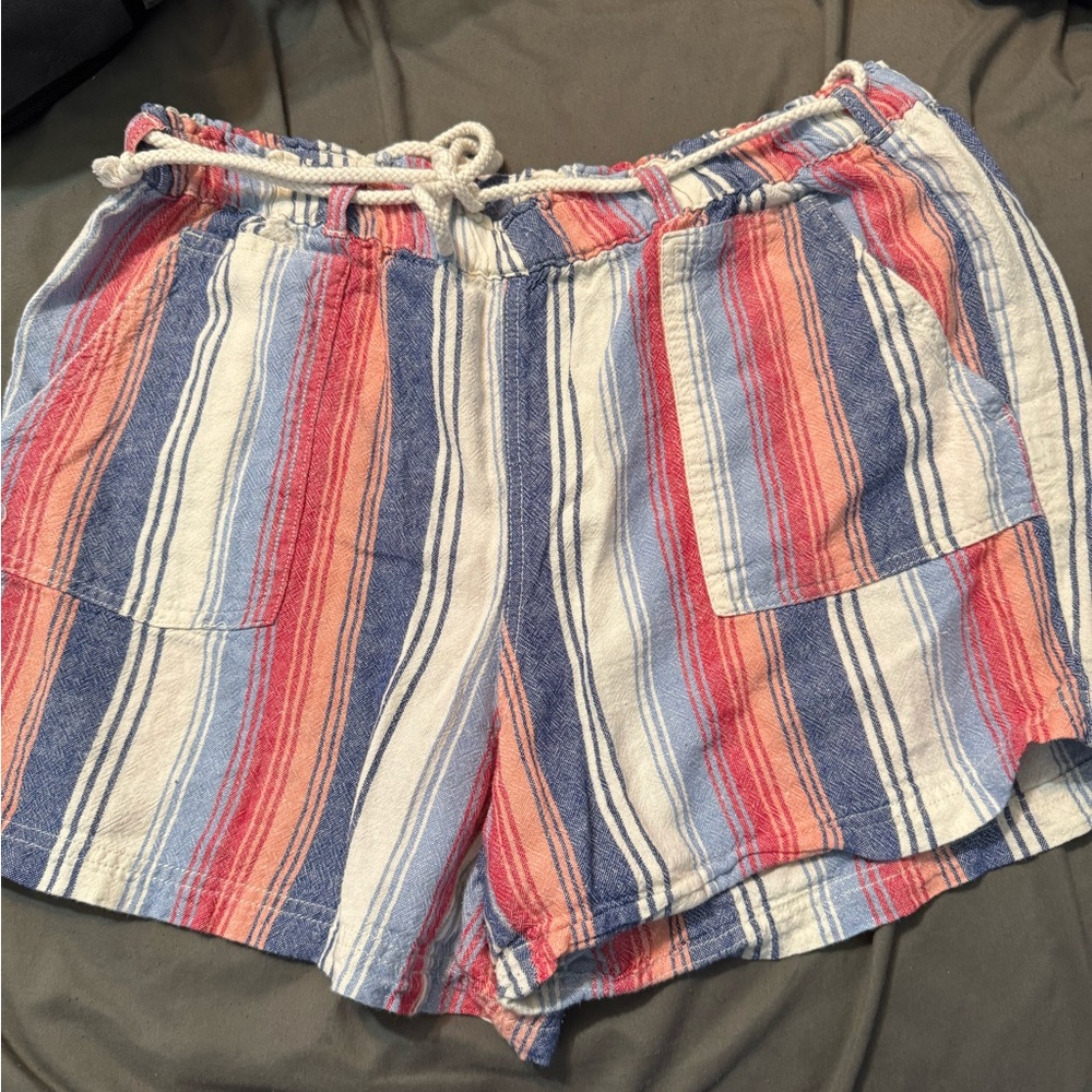 Red and Blue  Shorts with Elastic Waistband and functional pockets